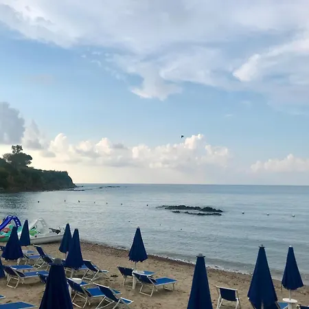 Aparthotel Seaside Pool