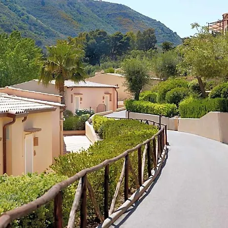 Gli Aranceti 858 Aparthotel Cefalu