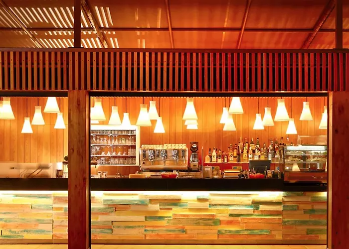 Seaside Pool Aparthotel