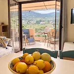 Lejlighedshotel Seaside Pool 4*