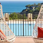 Seaside Pool Lejlighedshotel Cefalù