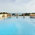 Lejlighedshotel Seaside Pool 4*