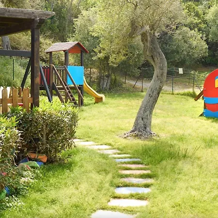 Gli Aranceti 858 Aparthotel 4*