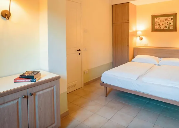 Seaside Pool Cefalú