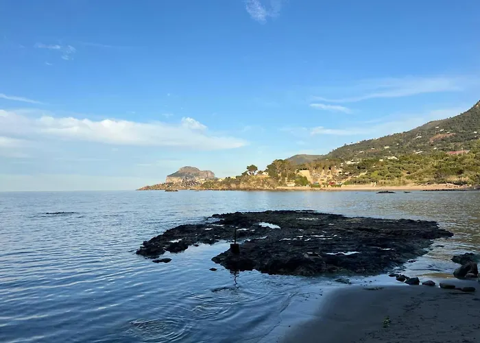 Seaside Pool 4* Cefalu