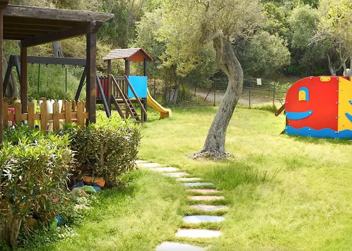 Seaside Pool Aparthotel 4*