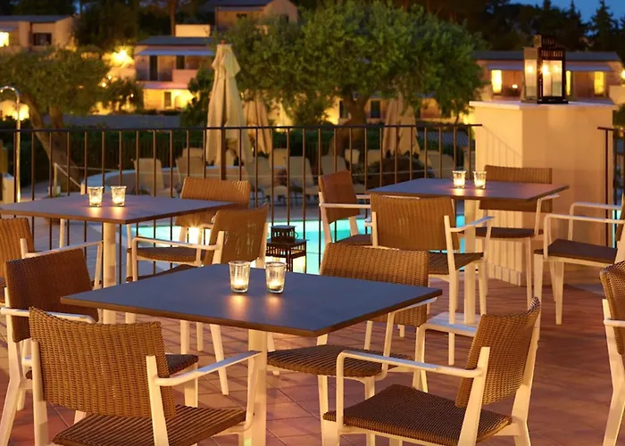 Seaside Pool 4* Cefalú